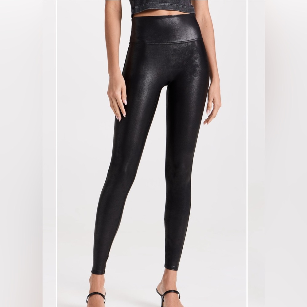 SPANX Faux Leather Black Leggings Size XS Retail $98(e24)